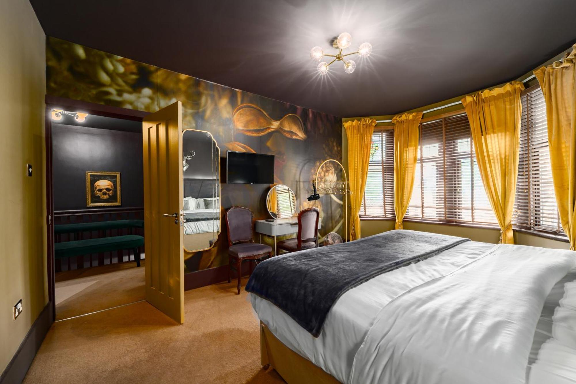 City Retreat, Spacious 4 Bed House, Games Room, Parking, Hot Tub & Bbq Cardiff Zewnętrze zdjęcie